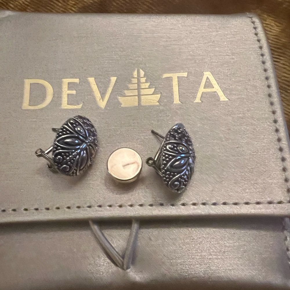 Devata earrings - Picture 2 of 2